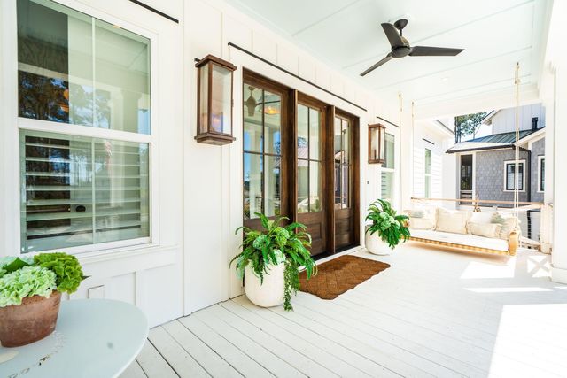 3875 Sawyers Island Drive, Mount Pleasant, SC 29466