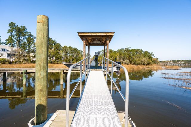 3875 Sawyers Island Drive, Mount Pleasant, SC 29466