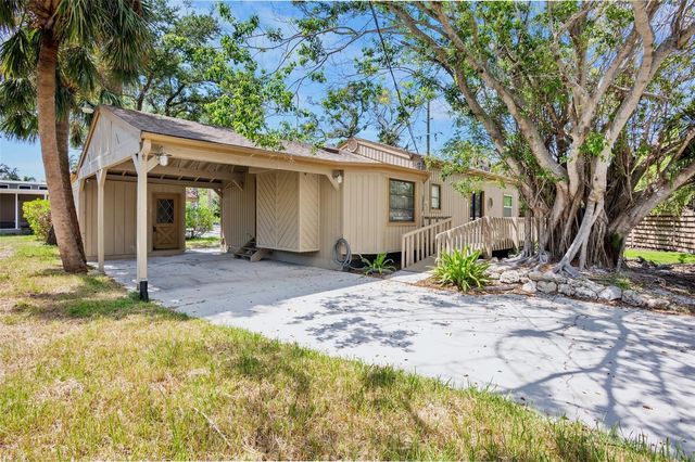 428 SIESTA DRIVE, Sarasota, FL 34242