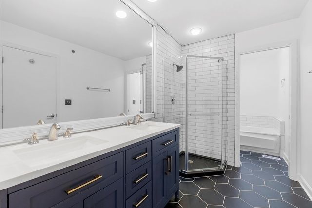 1716 E 54TH Street F, Chicago, IL 60615