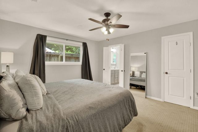 9710 Bob White Drive, Houston, TX 77096