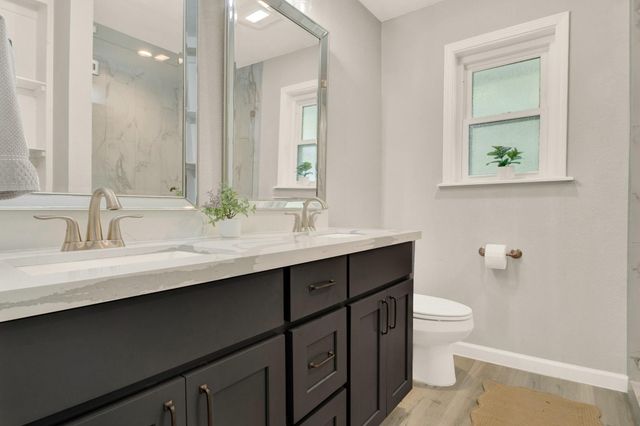9710 Bob White Drive, Houston, TX 77096
