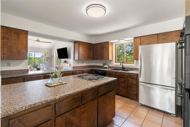 18205 Ridge RD, Lago Vista, TX 78645