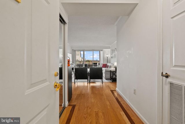 2121 JAMIESON AVE #1501, Alexandria, VA 22314