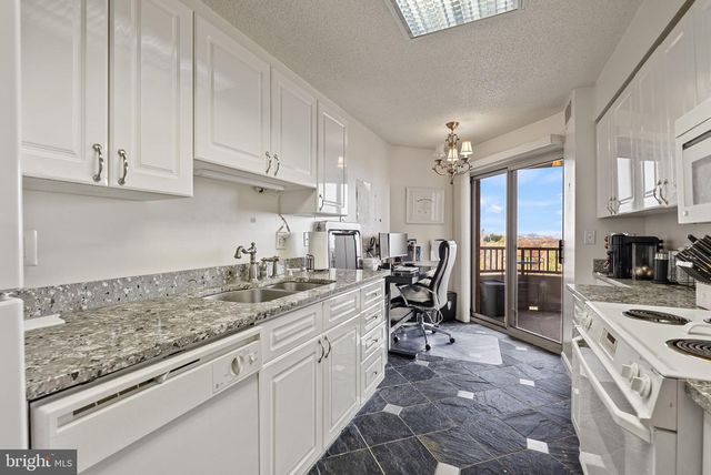 2121 JAMIESON AVE #1501, Alexandria, VA 22314