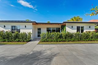 125 Cascade Lane, Palm Beach Shores, FL 33404