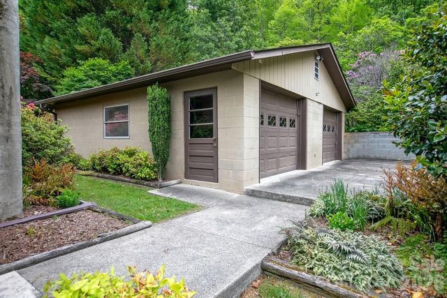 520 Blythe Road, Pisgah Forest, NC 28768