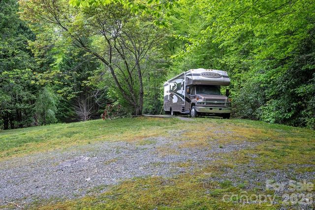 520 Blythe Road, Pisgah Forest, NC 28768