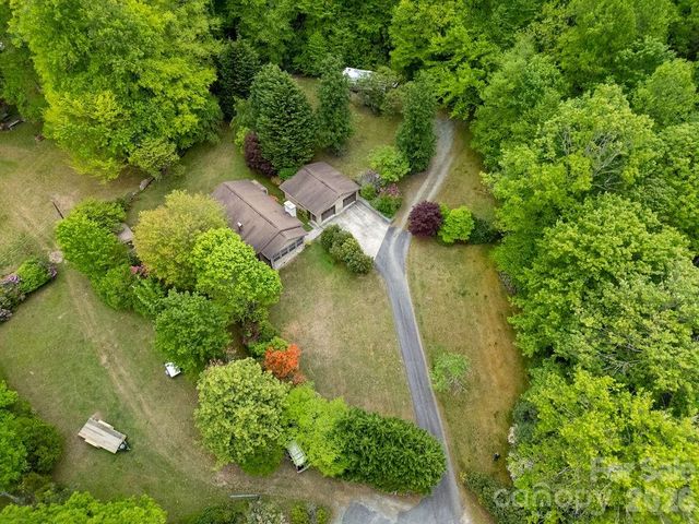 520 Blythe Road, Pisgah Forest, NC 28768
