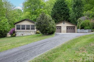 520 Blythe Road, Pisgah Forest, NC 28768