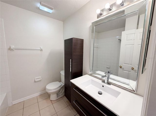 8116 RIVER MONT WAY, Temple Terrace, FL 33637
