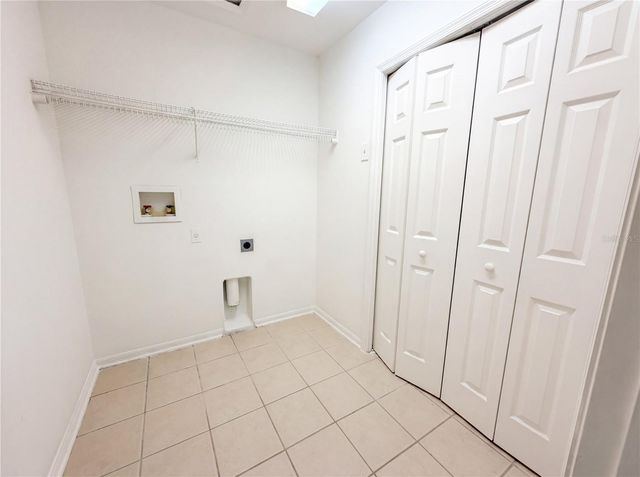 8116 RIVER MONT WAY, Temple Terrace, FL 33637