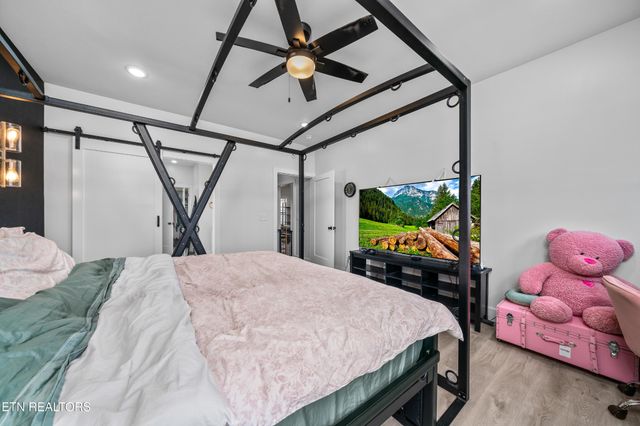 242 Grace Drive Drive, Sparta, TN 38583