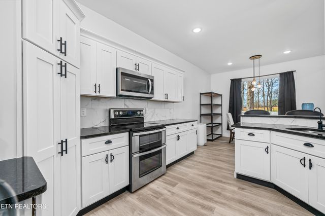 242 Grace Drive Drive, Sparta, TN 38583