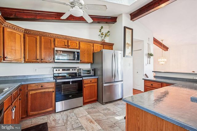 10718 HUNTERS CHASE, Damascus, MD 20872