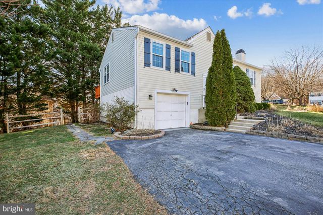 10718 HUNTERS CHASE, Damascus, MD 20872