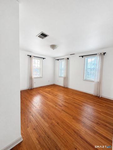 104 Rowayton Avenue Rear Bldg 2, Norwalk, CT 06853
