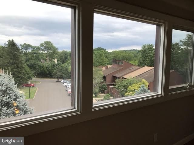 16-B RUNNEMEDE, New Hope, PA 18938