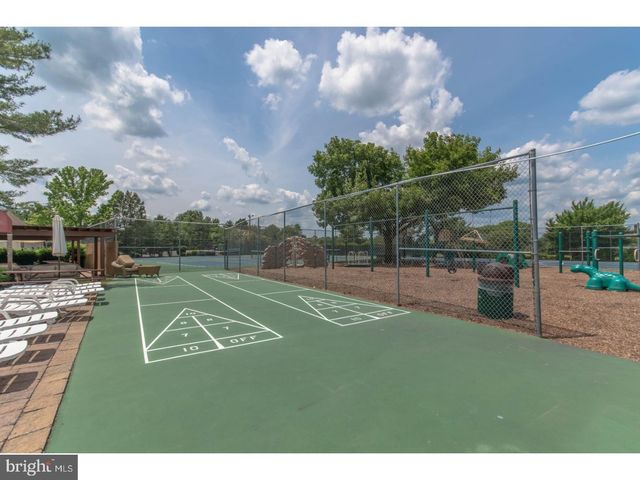 16-B RUNNEMEDE, New Hope, PA 18938