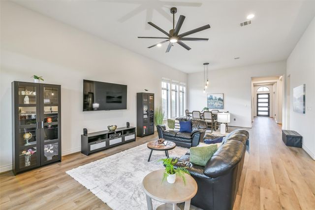 20427 Grazing Foal Lane, Tomball, TX 77377