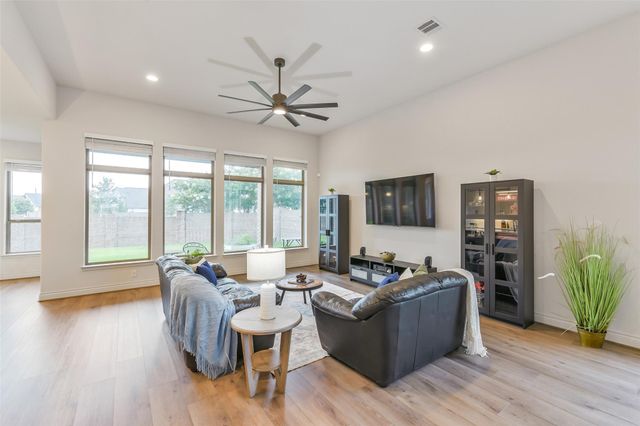 20427 Grazing Foal Lane, Tomball, TX 77377