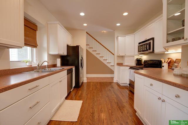 1210 Prairie Avenue, Bellevue, NE 68005