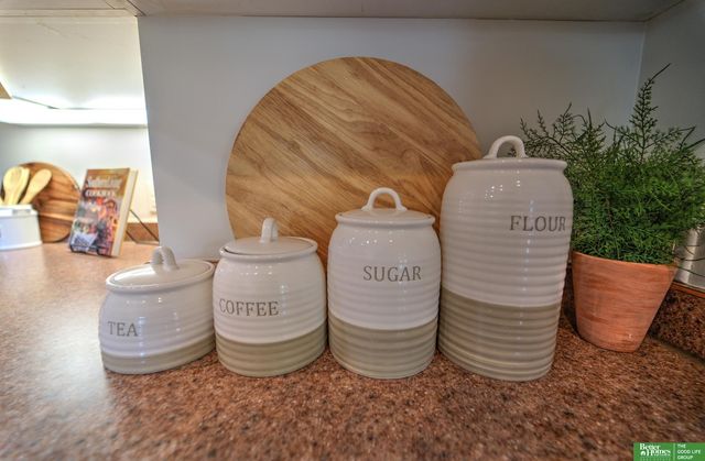 1210 Prairie Avenue, Bellevue, NE 68005