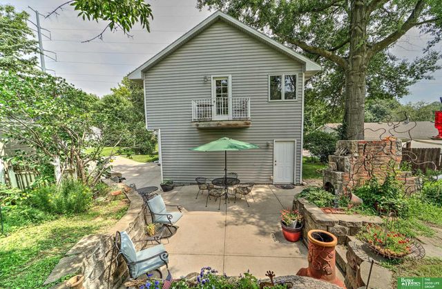 1210 Prairie Avenue, Bellevue, NE 68005