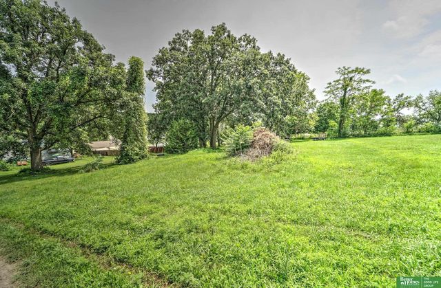 1210 Prairie Avenue, Bellevue, NE 68005