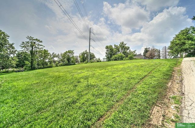 1210 Prairie Avenue, Bellevue, NE 68005