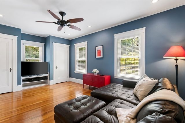 14 Rangeley Rdg, Winchester, MA 01890