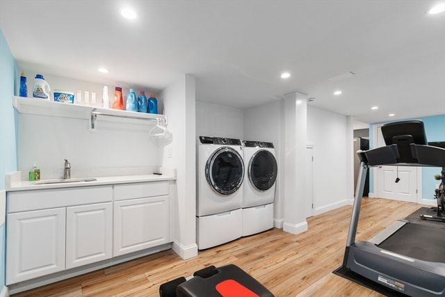 14 Rangeley Rdg, Winchester, MA 01890