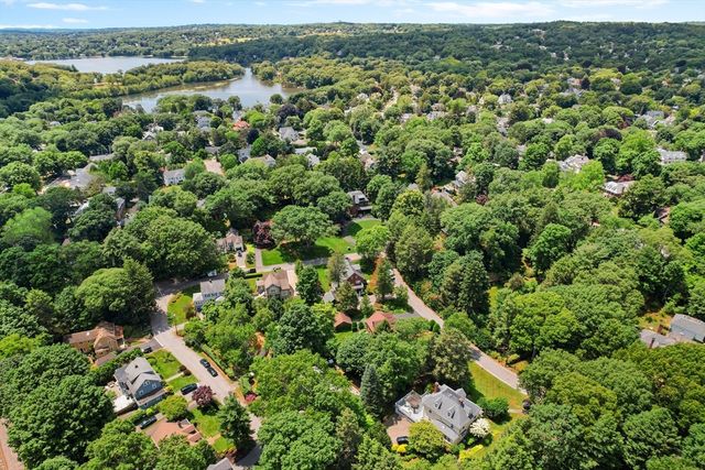 14 Rangeley Rdg, Winchester, MA 01890