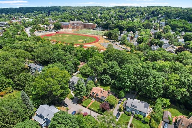 14 Rangeley Rdg, Winchester, MA 01890