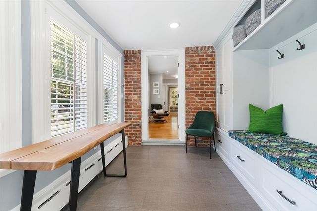 14 Rangeley Rdg, Winchester, MA 01890