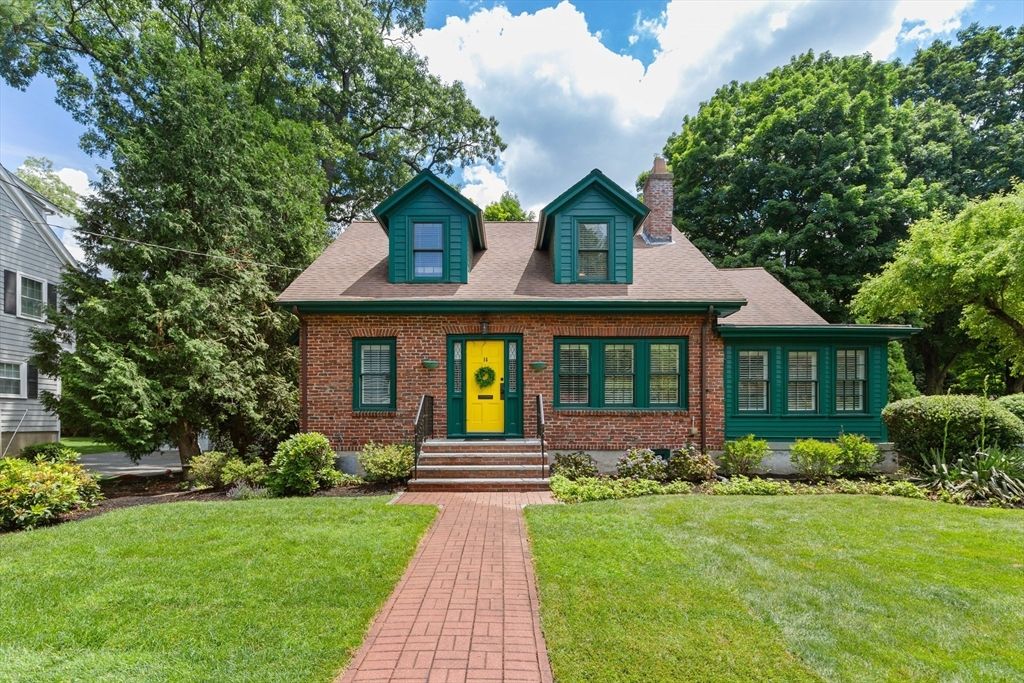 14 Rangeley Rdg, Winchester, MA 01890