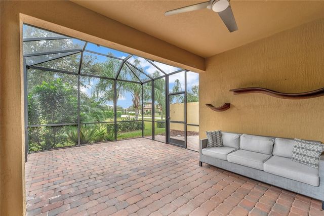 4487 Beauty Leaf Circle, Vero Beach, FL 32967