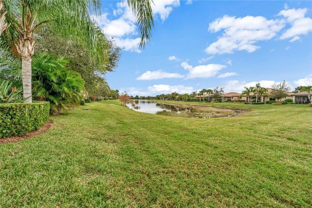 4487 Beauty Leaf Circle, Vero Beach, FL 32967
