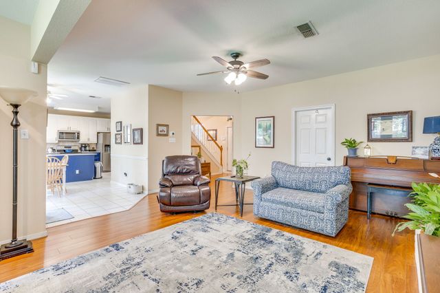435 Arbor Lawn Drive, Burleson, TX 76028