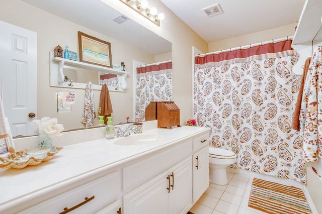 435 Arbor Lawn Drive, Burleson, TX 76028