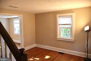37 MORAN AVE, Princeton, NJ 08542