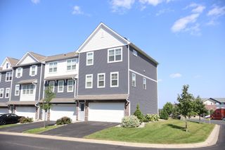 1679 Windigo Lane, Shakopee, MN 55379