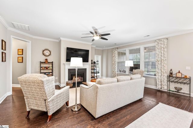 709 Saint Laurent Way, Simpsonville, SC 29681