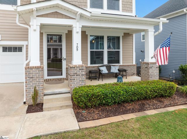 709 Saint Laurent Way, Simpsonville, SC 29681