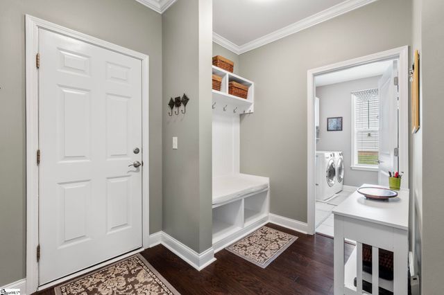 709 Saint Laurent Way, Simpsonville, SC 29681