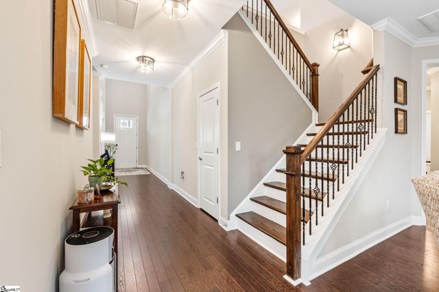 709 Saint Laurent Way, Simpsonville, SC 29681