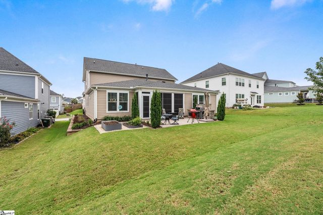 709 Saint Laurent Way, Simpsonville, SC 29681