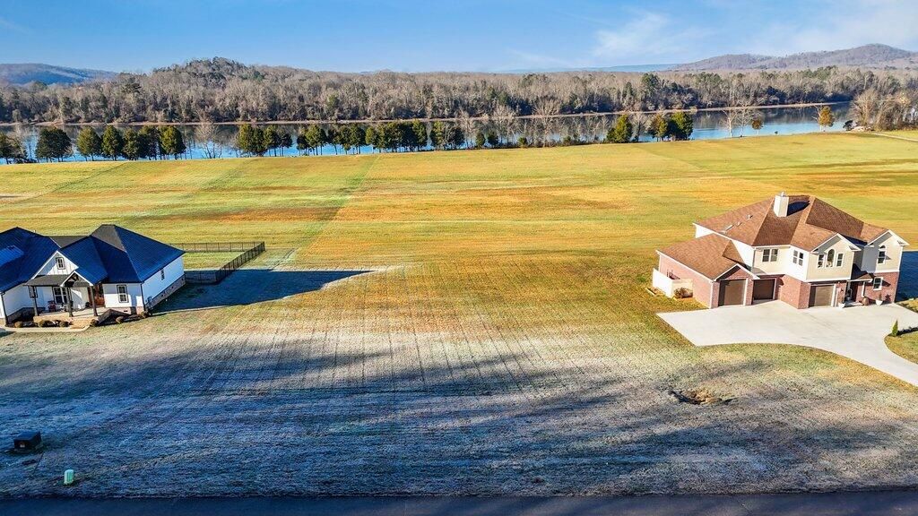 58 Espalier Drive, Decatur, TN 37322