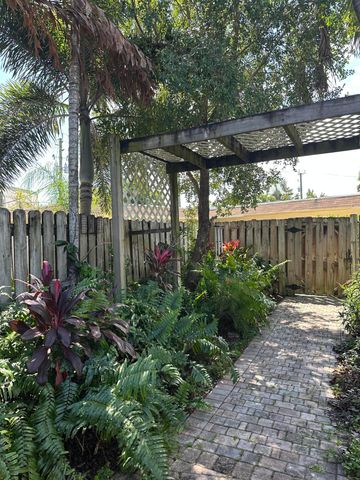 1330 Holly Heights Drive 2, Fort Lauderdale, FL 33304