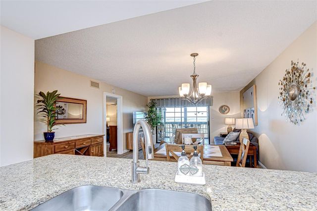 9860 62ND TERRACE N 1035, St Petersburg, FL 33708